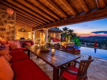 Casa amb balcó de lloguer a Roca Llisa