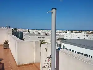 Außenansicht von Dachboden zum Verkauf in Conil de la Frontera mit Terrasse und Abstellraum