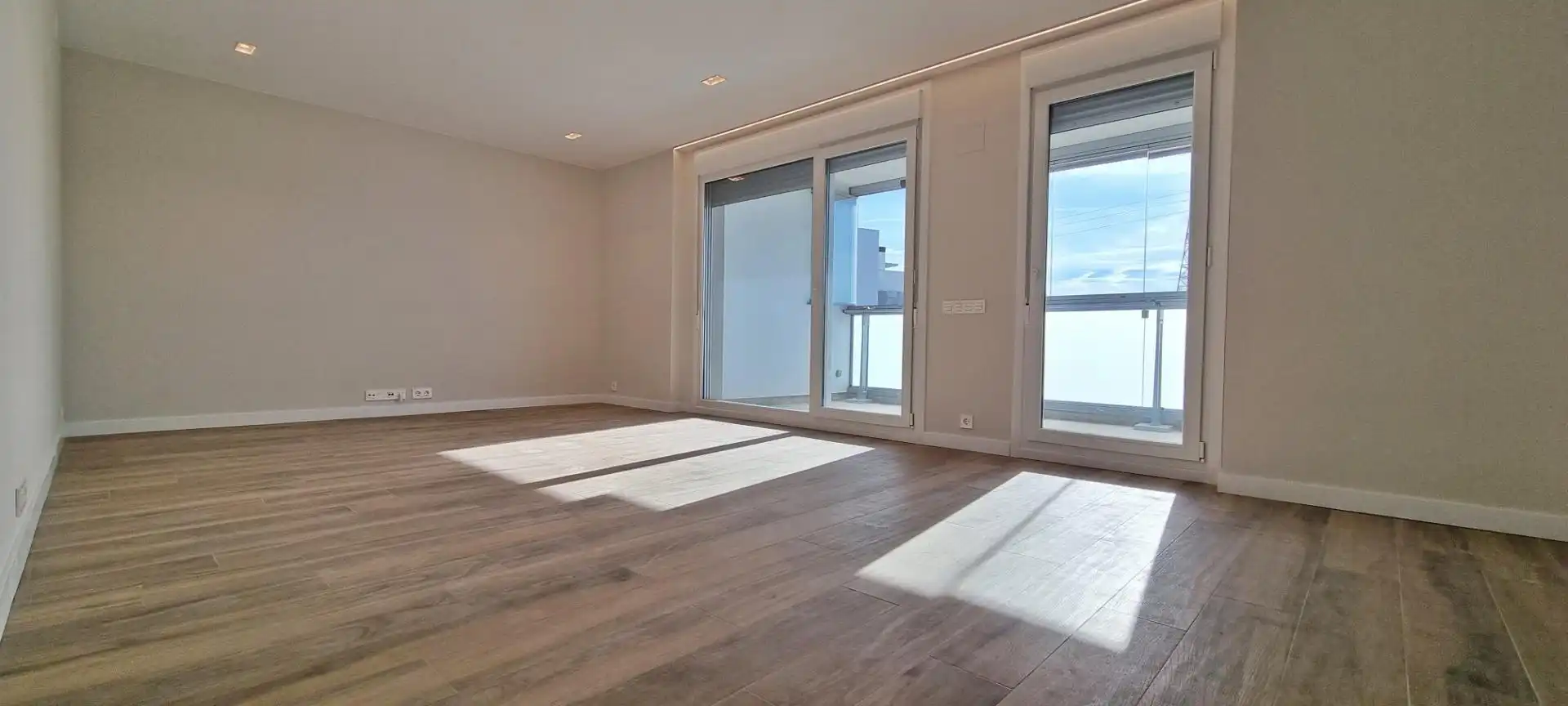 Sala de estar de Piso en venta en Cuarte de Huerva con Aire acondicionado, Calefacción y Jardín privado