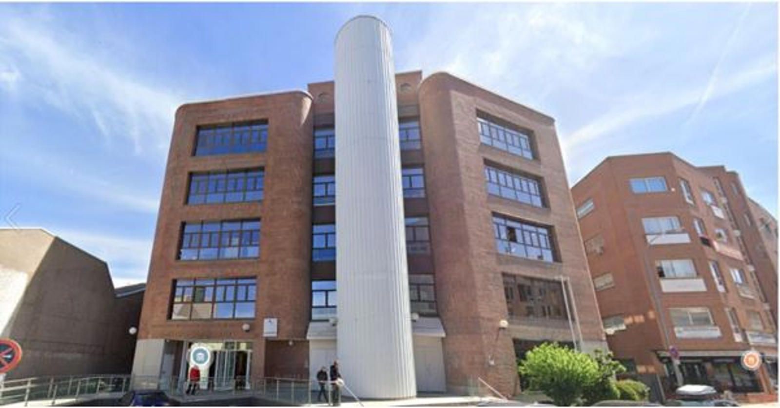 Exterior view of Building for sale in  Madrid Capital