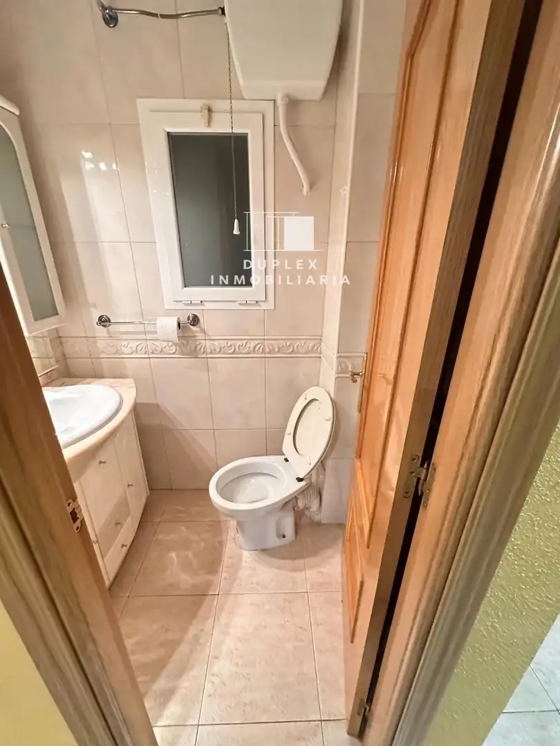 Badezimmer von Wohnung zur Miete in Cuenca mit Heizung, Terrasse und Möbliert