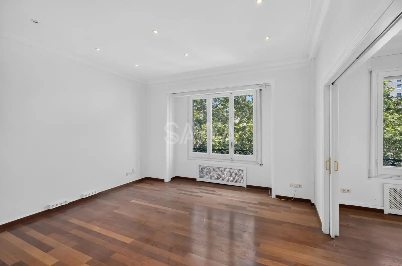 Habitación de Piso en venta en Barcelona con Calefacción y Trastero