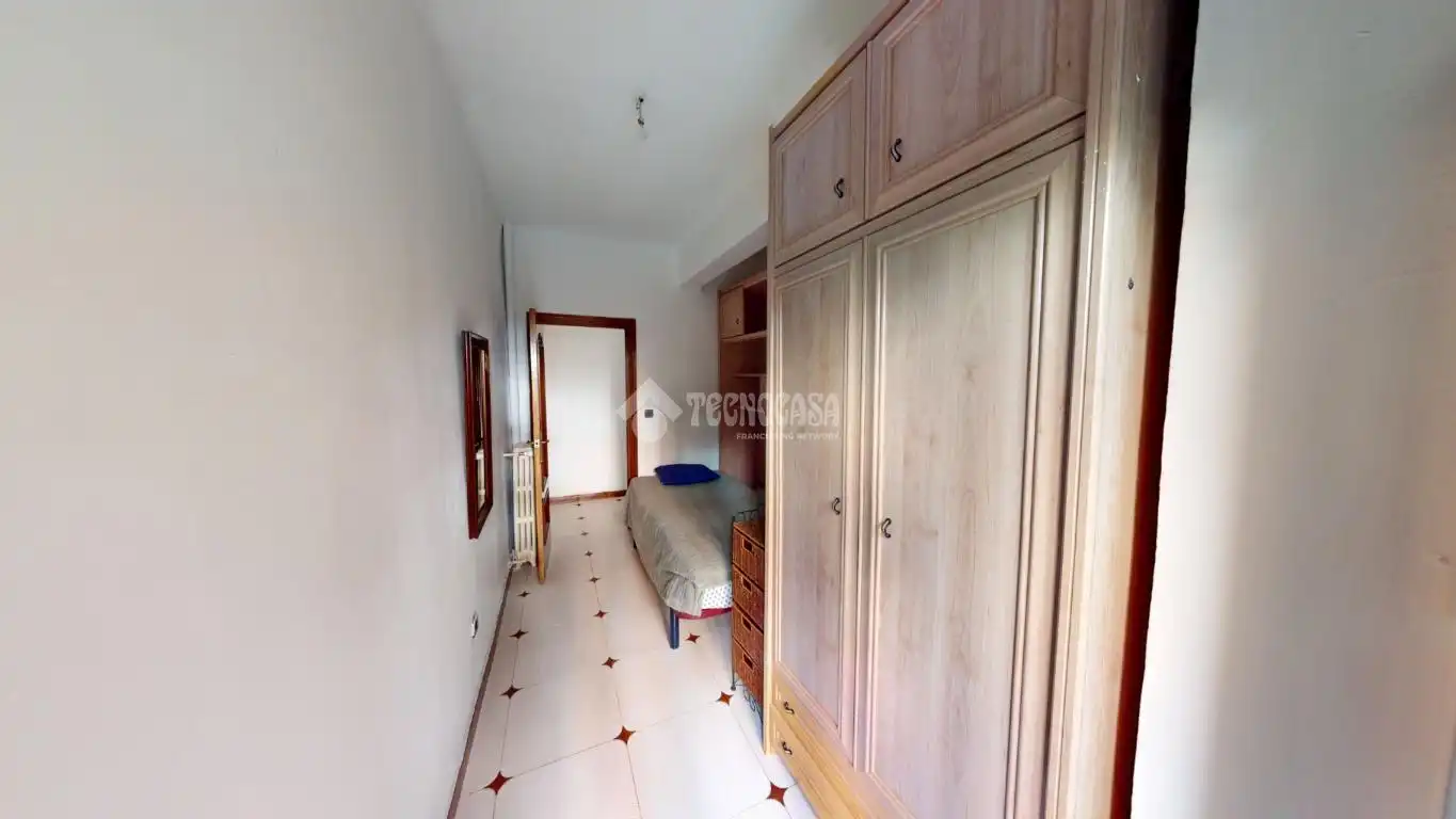 Flat with lift for sale in C. de Valderribas, imagen 8