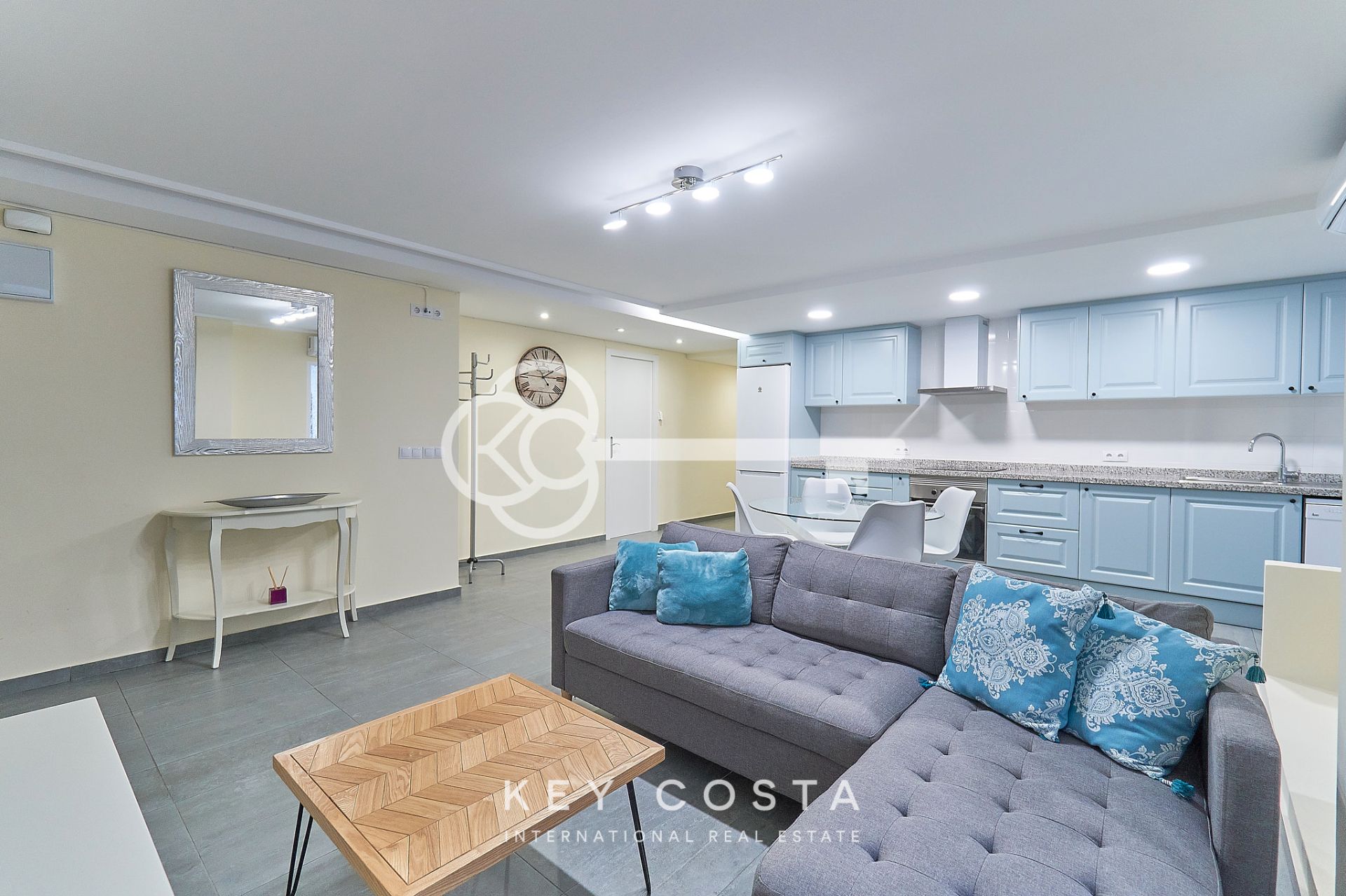 Sala de estar de Piso en venta en Alicante / Alacant con Aire acondicionado y Amueblado