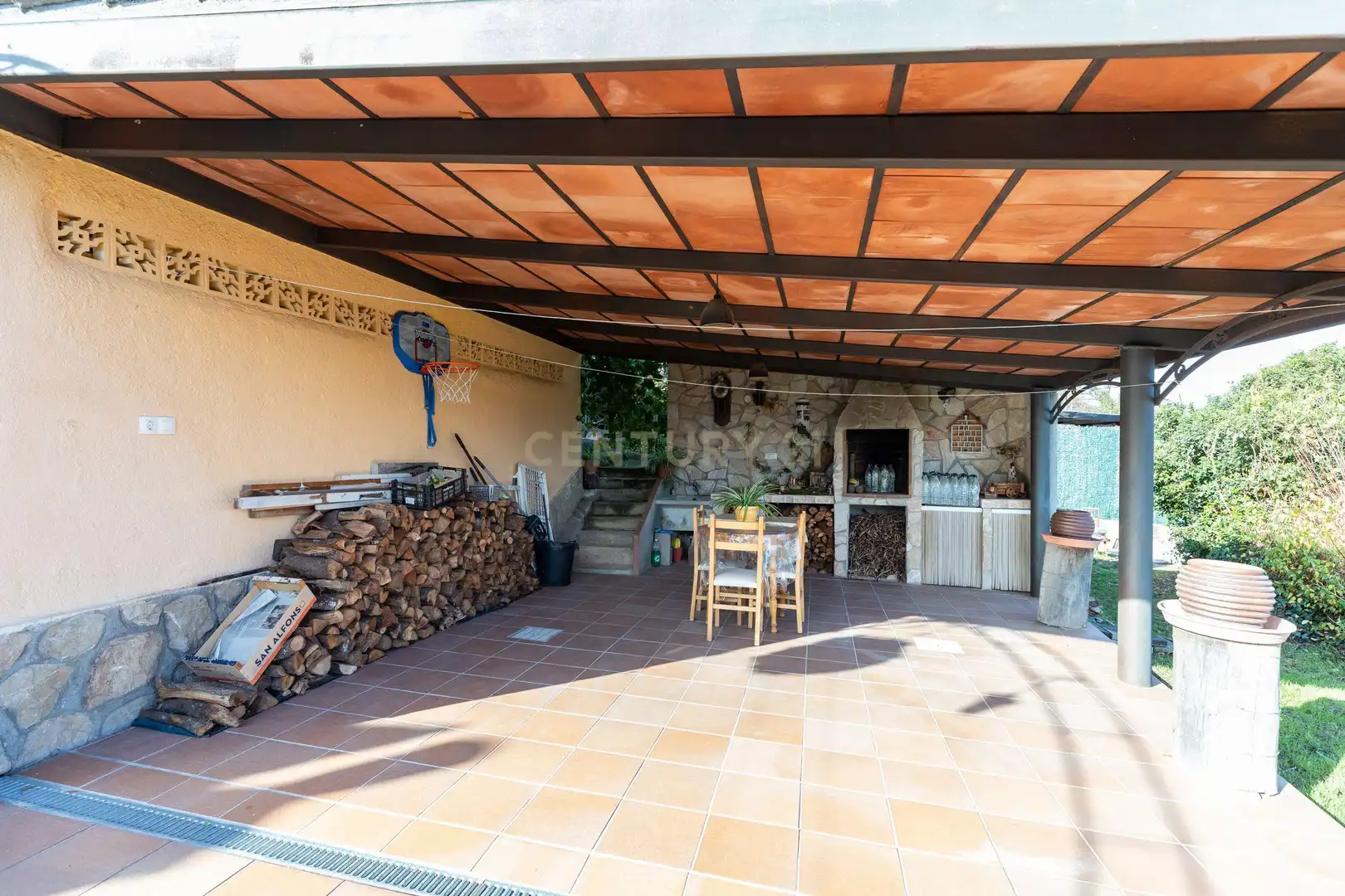Terrassa de Casa o xalet en venda en Fogars de la Selva amb Jardí privat