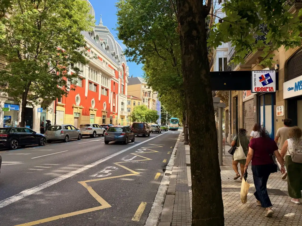 Vista exterior de Local en venda en Donostia - San Sebastián 