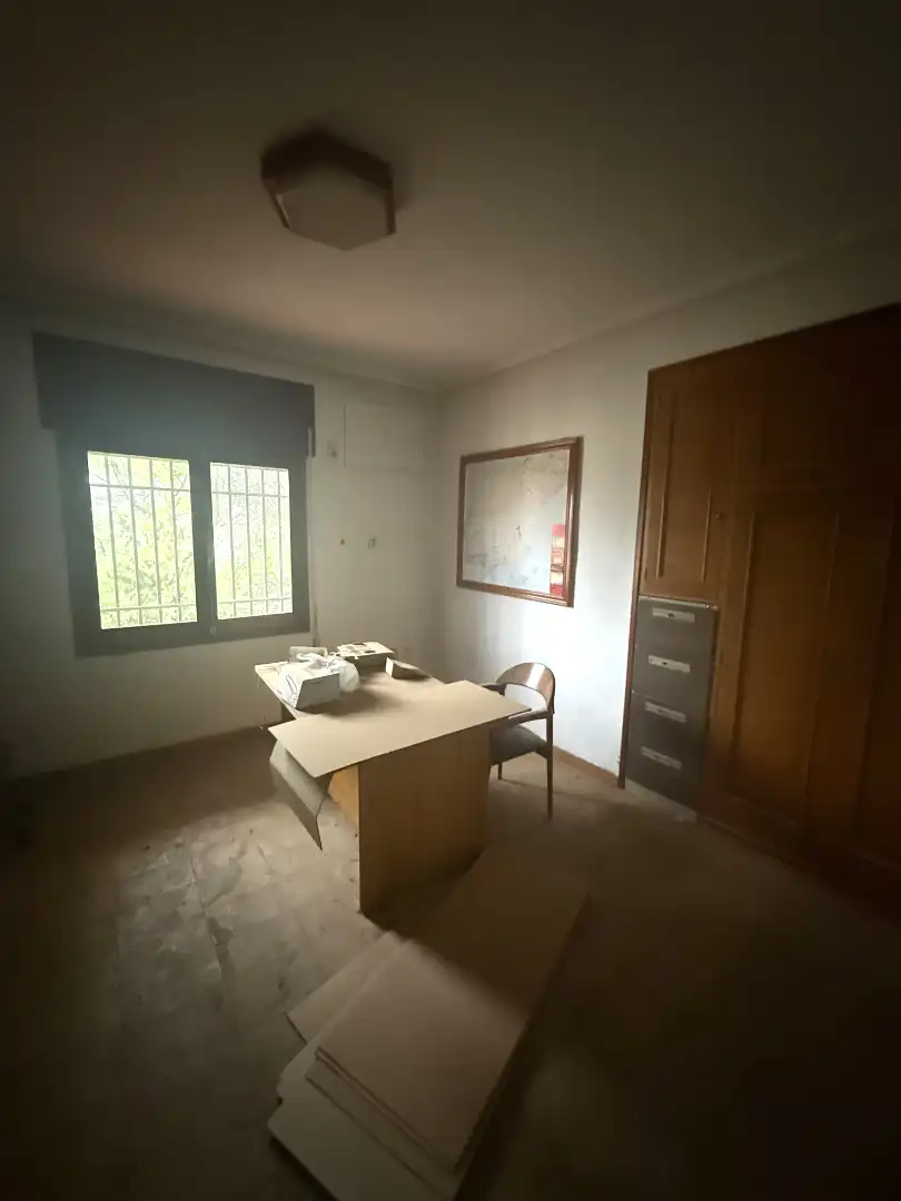 Nave industrial en venta en Casas de Haro con Alarma