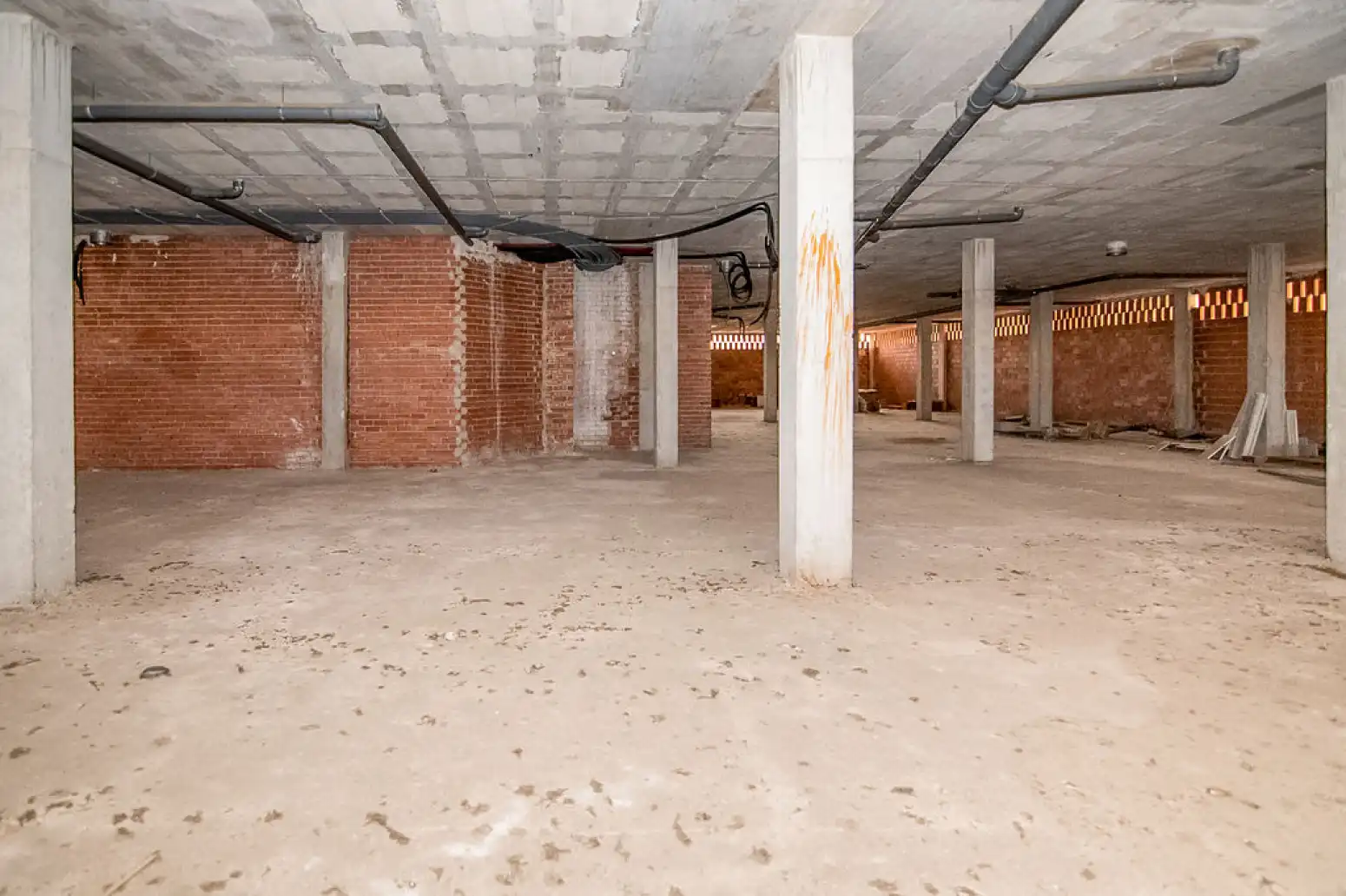 Local comercial en venda a Calle Leales 2, imagen 4