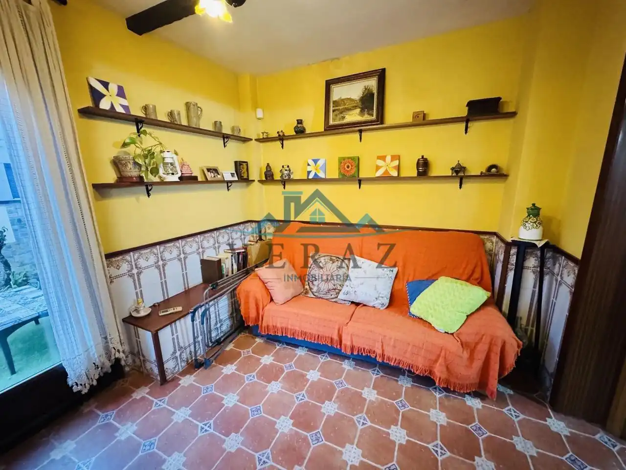 Sala d'estar de Casa o xalet en venda en Talavera de la Reina amb Aire condicionat, Calefacció i Jardí privat