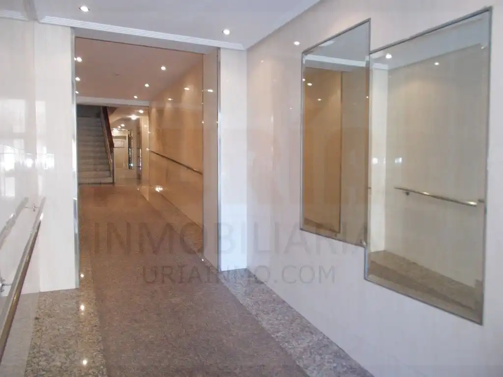 Piso con ascensor en alquiler en N/A, imagen 48