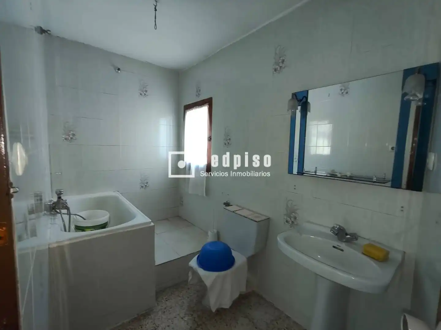 Bany de Casa o xalet en venda en Villaconejos amb Calefacció, Traster i Moblat