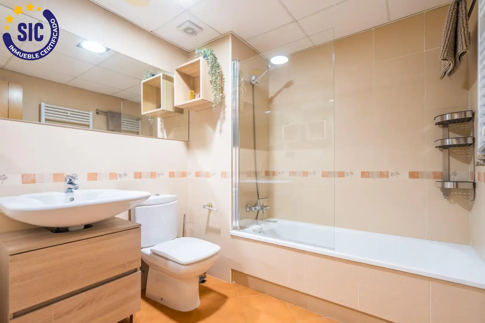 Baño de Ático en venta en Tavernes de la Valldigna con Aire acondicionado, Calefacción y Terraza