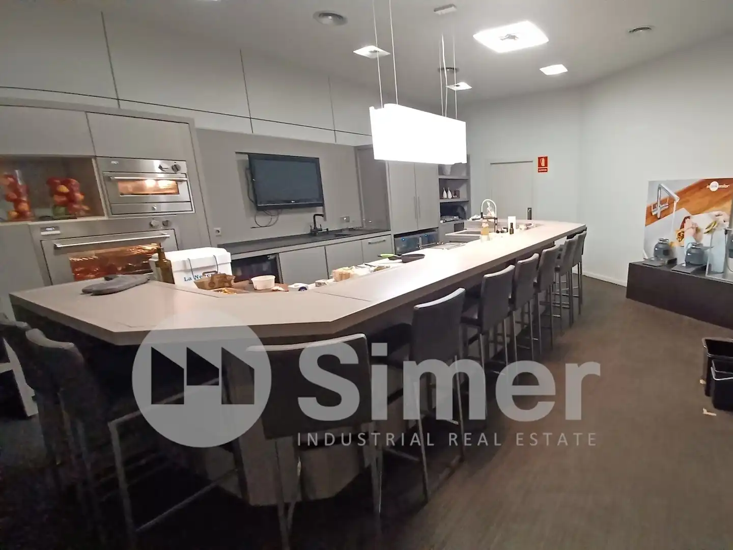 Kitchen of Industrial buildings for sale in Montornès del Vallès