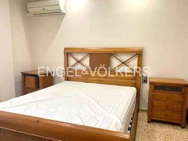 Bedroom of Flat for rent in Paterna  with Air Conditioner, Heating and Storage room