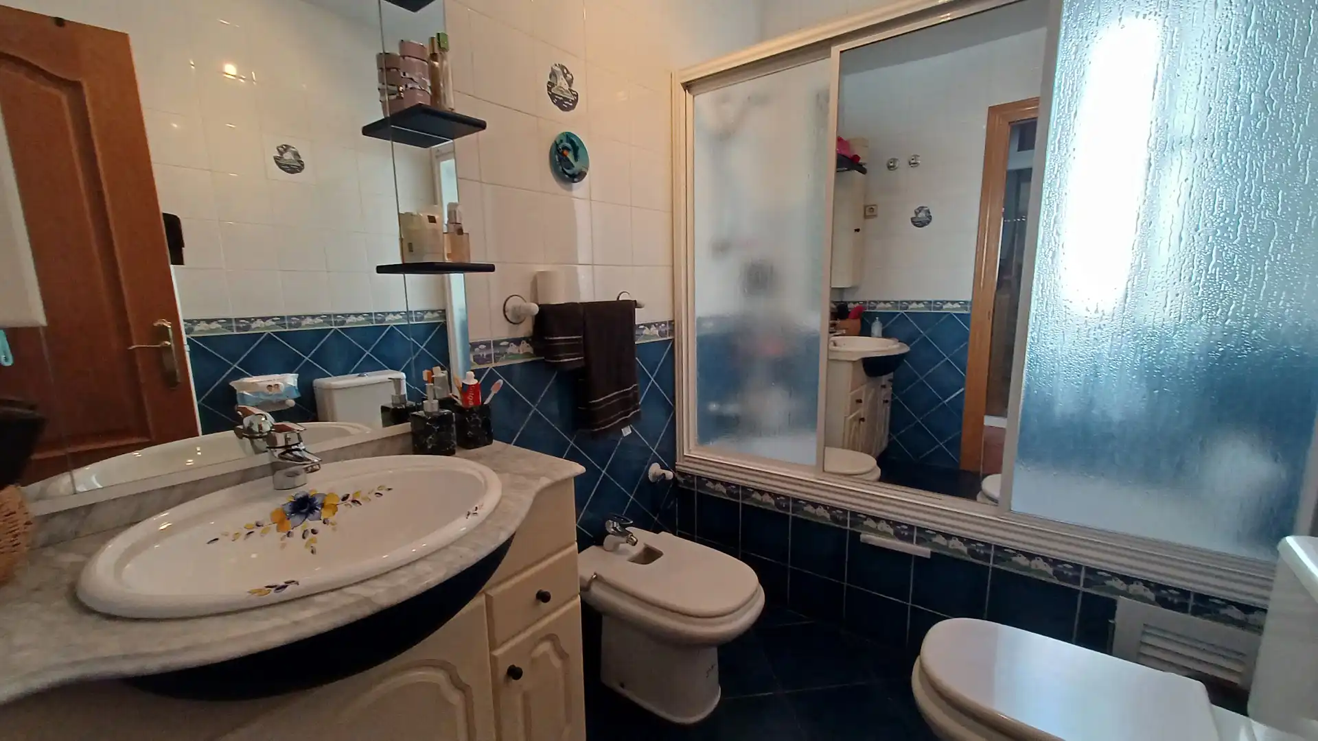 Bathroom of Houses for sale in Moralzarzal  with Air Conditioner, Private garden and Terrace