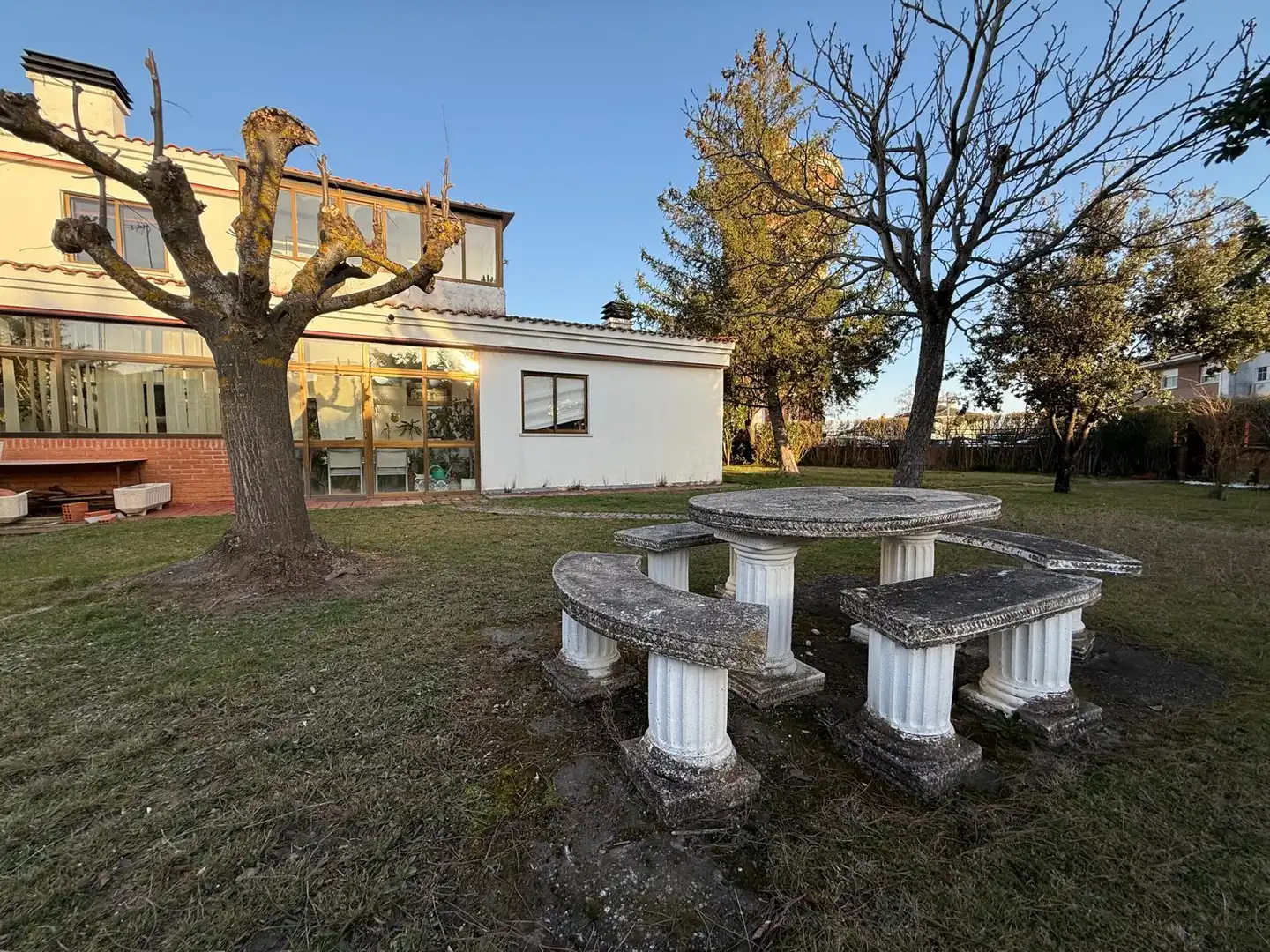 Vista exterior de Casa o xalet en venda en Santa Marta de Tormes