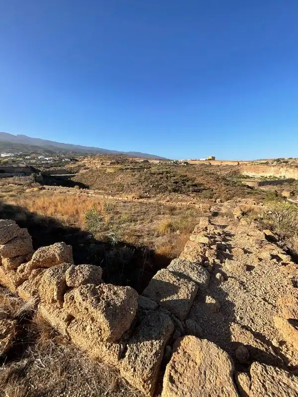 Vista exterior de Terreno en venta en El Desierto