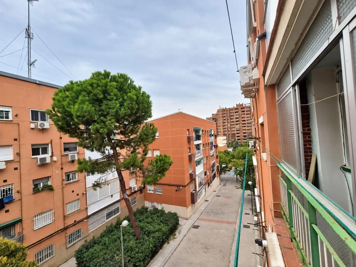 Vista exterior de Piso en venta en Puente de Vallecas