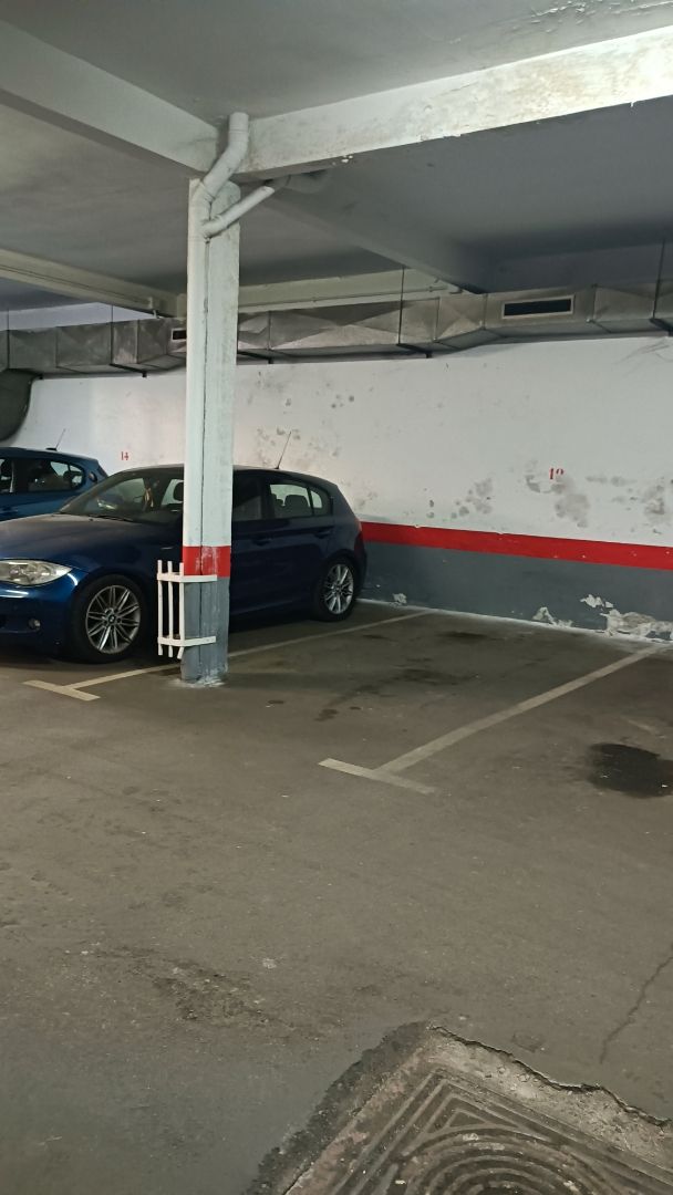 Parking of Garage for rent in  Madrid Capital