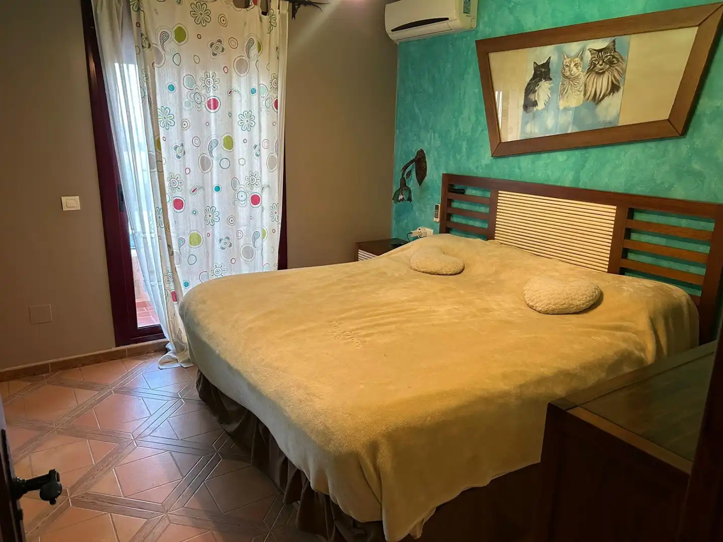 Dormitori de Casa adosada en venda en La Línea de la Concepción amb Jardí privat, Terrassa i Piscina comunitària