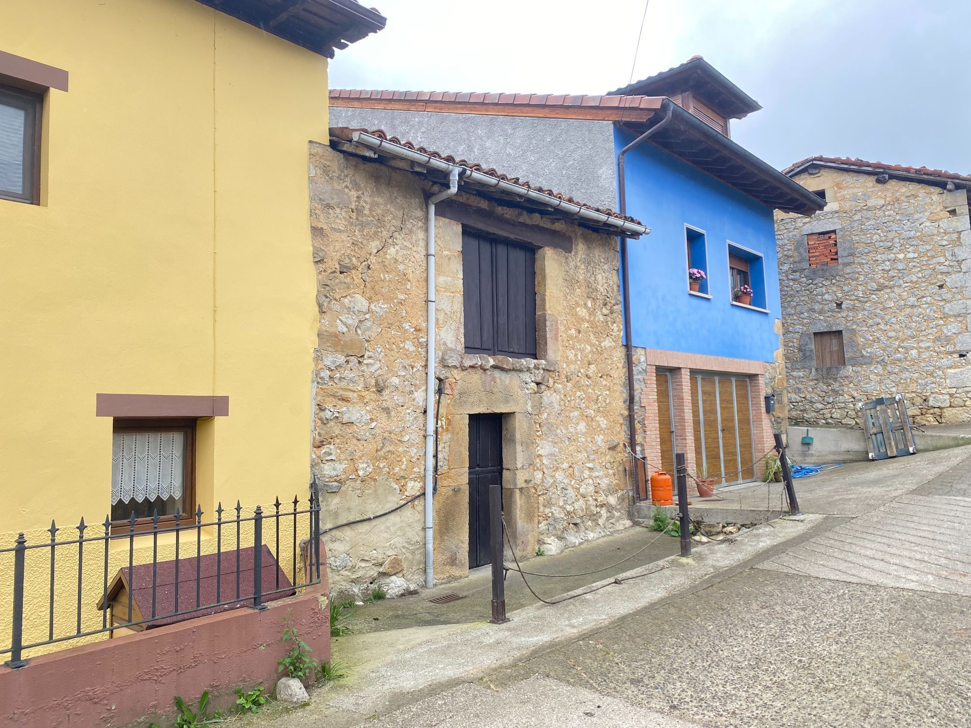 Single-family semi-detached for sale in Onís