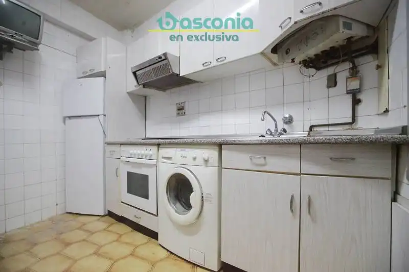Cocina de Piso en venta en Galdakao con Calefacción y Amueblado
