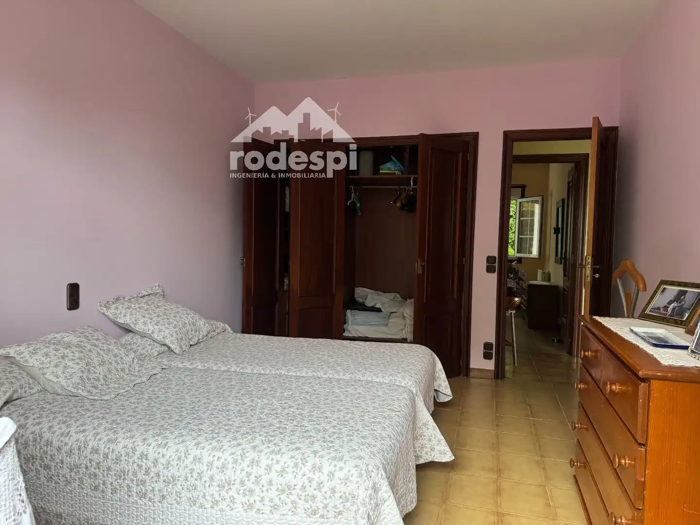 Schlafzimmer von Haus oder Chalet zum Verkauf in Sanxenxo mit Heizung, Abstellraum und Möbliert