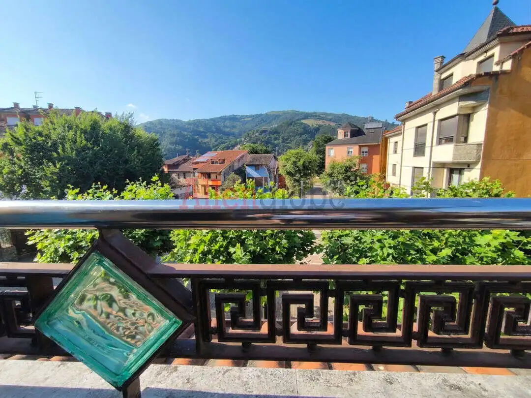 Terraza de Piso en venta en Mieres (Asturias) con Calefacción, Terraza y Balcón