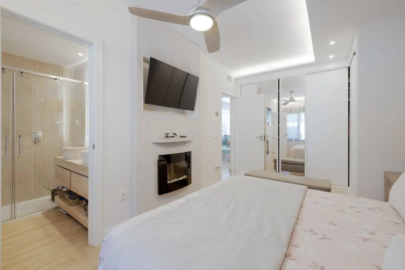 Habitación de Casa o chalet en venta en Marbella con Aire acondicionado, Calefacción y Jardín privado