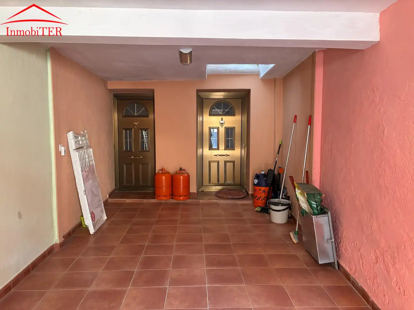 Casa o chalet en venta en Alfambra con Calefacción, Terraza y Trastero