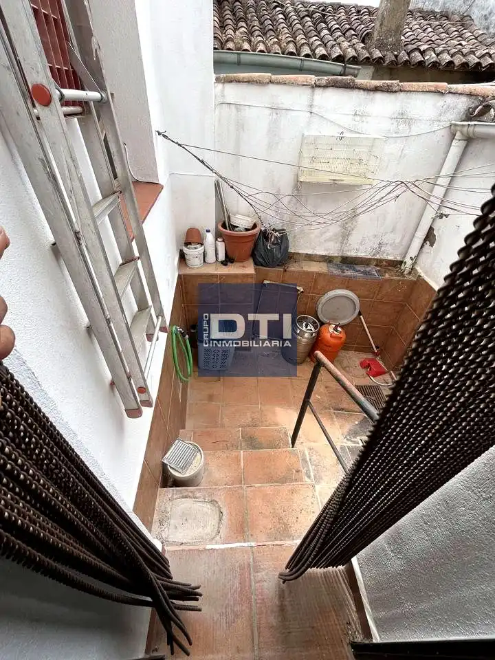 Casa amb jardí en venda a Calle de la Constitución, imagen 18