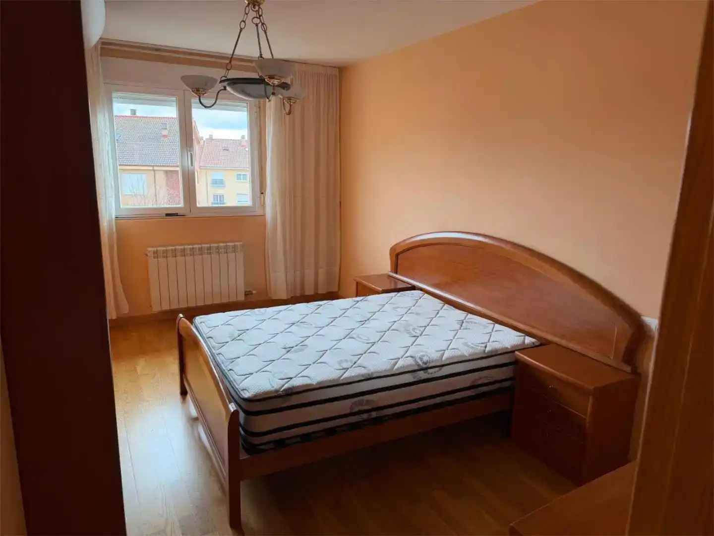 Habitación de Piso en venta en Villaquilambre con Balcón