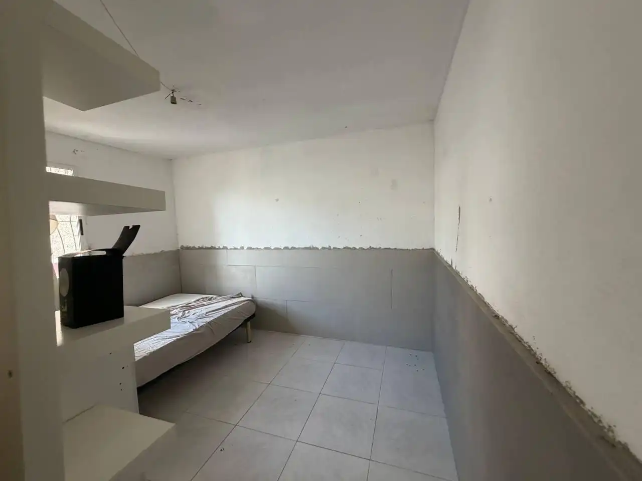 Apartamento en venta en Alicante / Alacant con Alarma