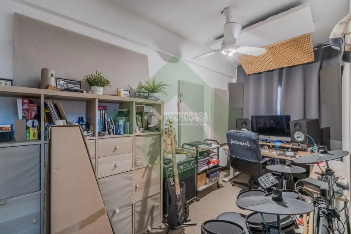Piso en venta en Madrid con Calefacción y Terraza