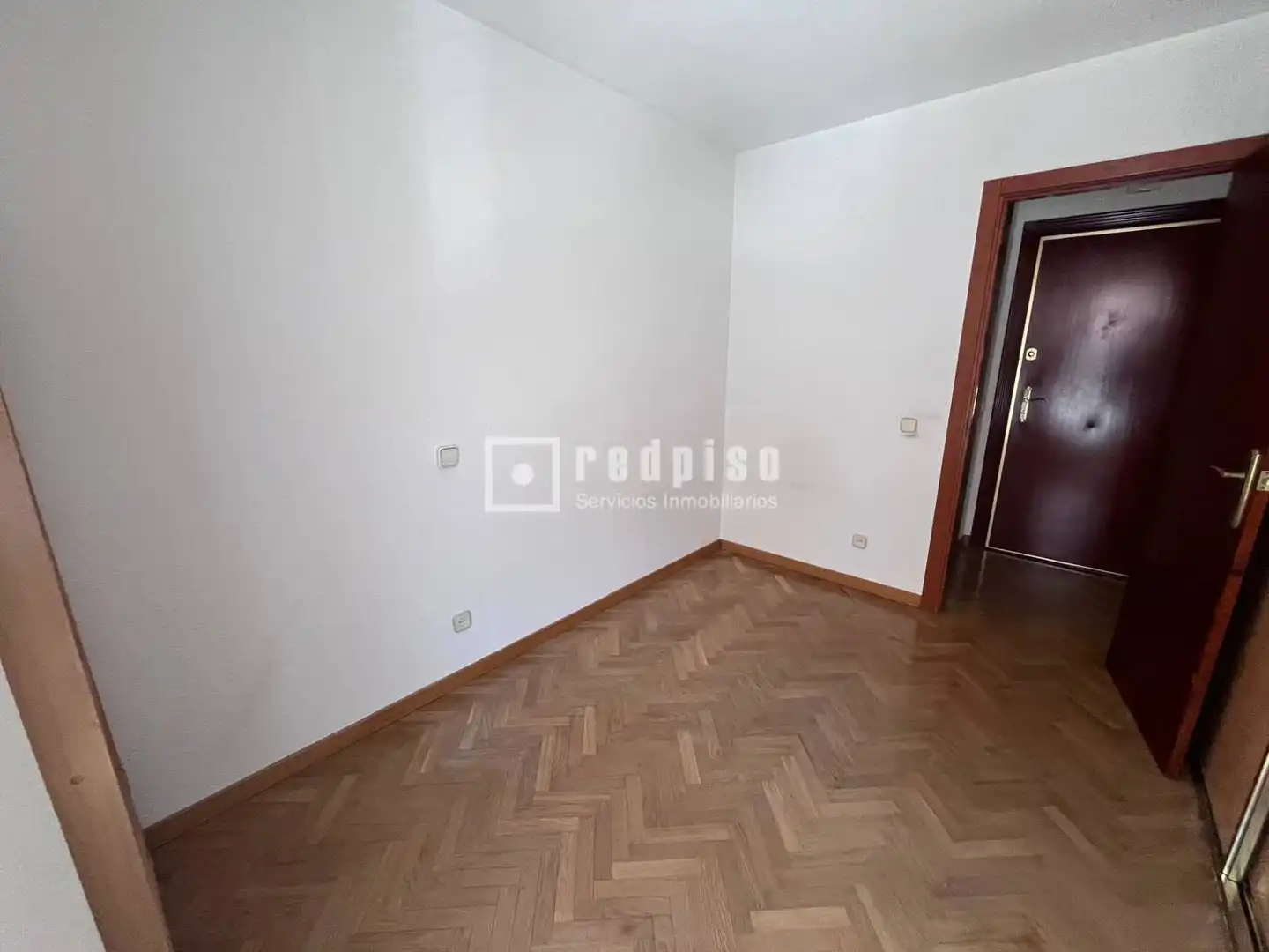 Habitación de Piso en venta en Madrid con Aire acondicionado, Calefacción y Jardín privado