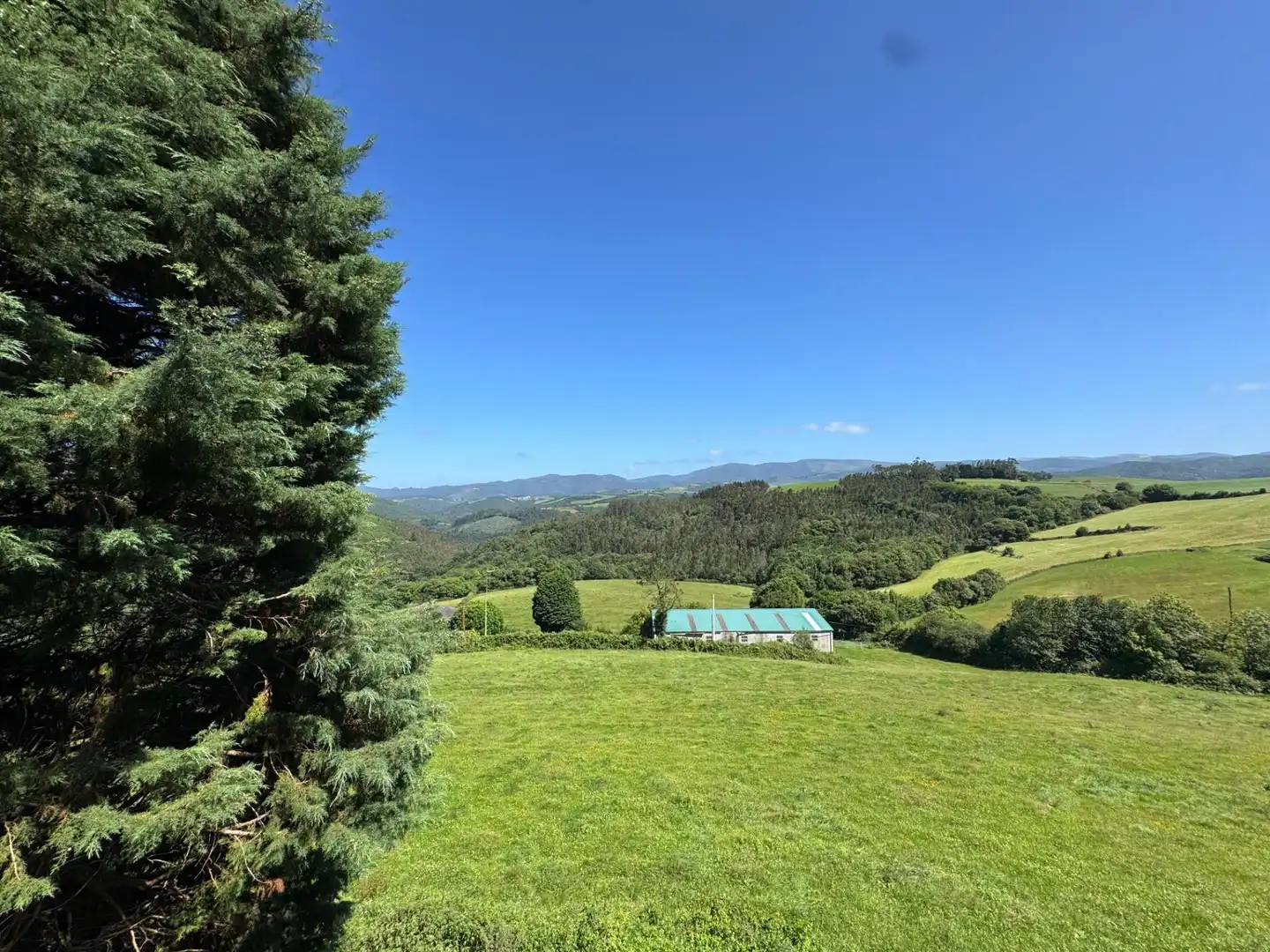 Exterior view of Houses for sale in Tapia de Casariego  with Private garden