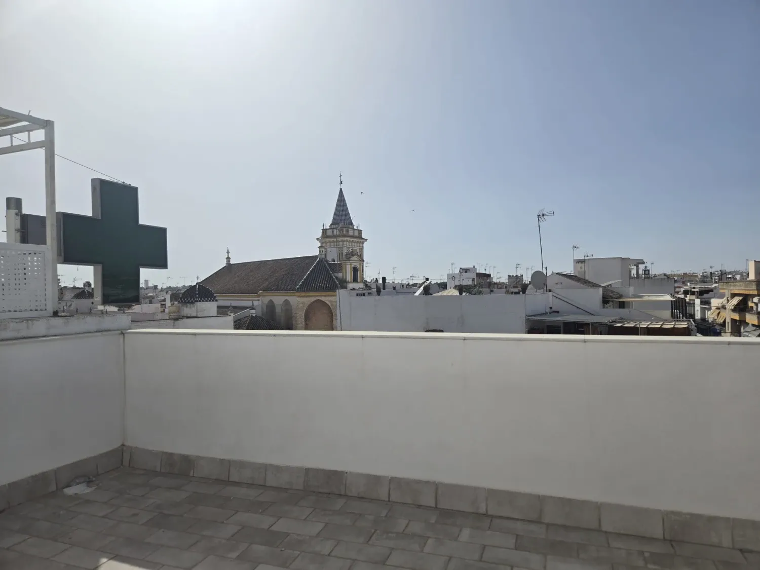 Exterior view of Flat to rent in Coria del Río  with Air Conditioner, Terrace and Oven