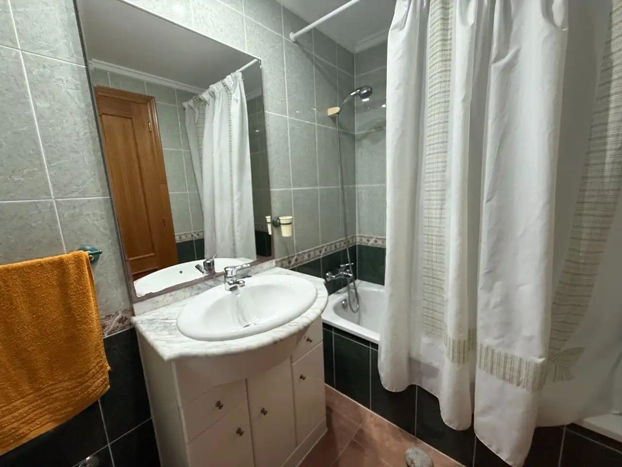 Bany de Casa o xalet en venda en Sagunto / Sagunt amb Aire condicionat, Jardí privat i Terrassa