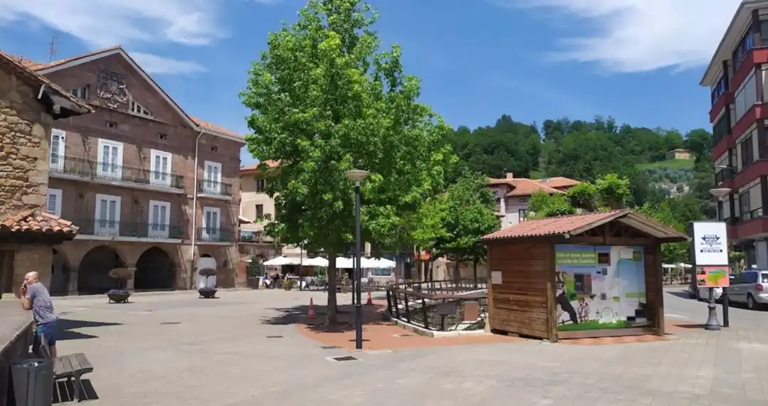 Casa amb terrassa en venda a Cabezón de la Sal