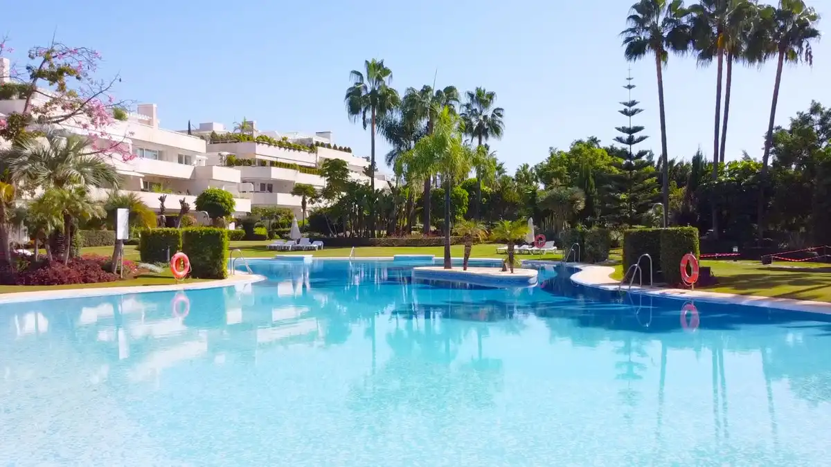 Penthouse with pool for sale in Nueva Andalucía, imagen 16