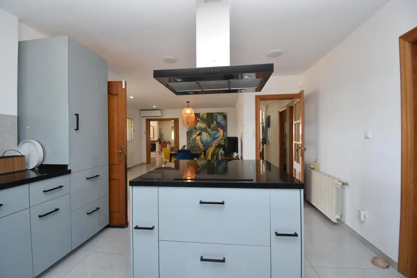 Cuina de Casa o xalet en venda en Elche / Elx amb Aire condicionat, Calefacció i Jardí privat