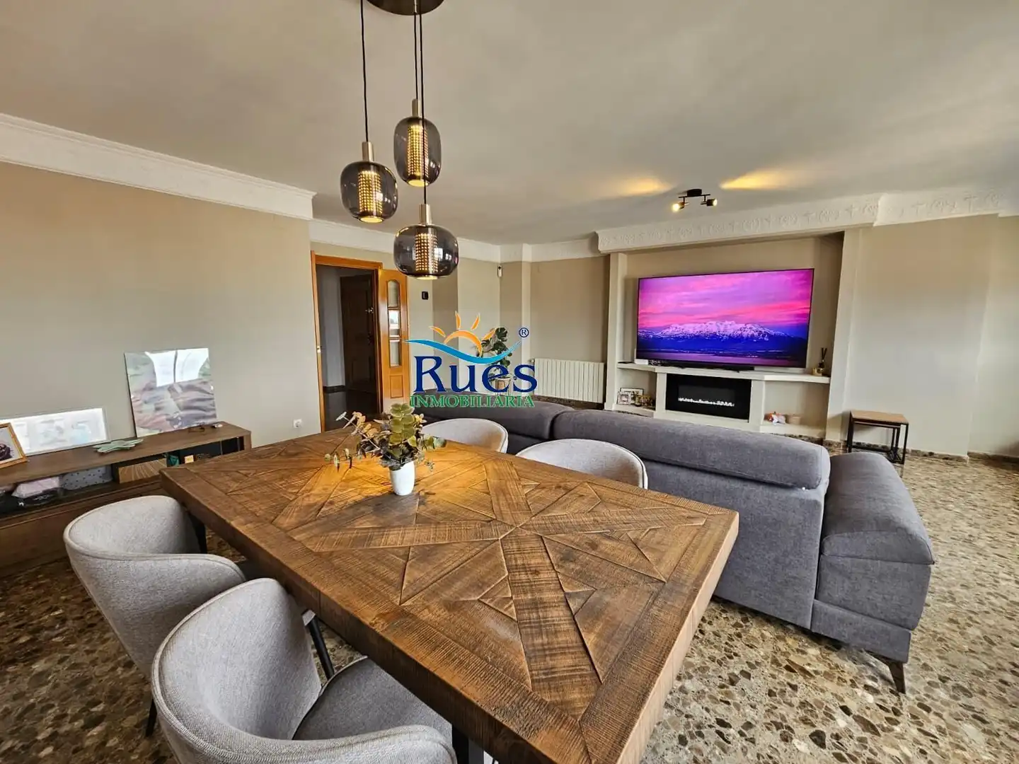 Duplex with terrace for sale in Paseo de San Juan Bosco
