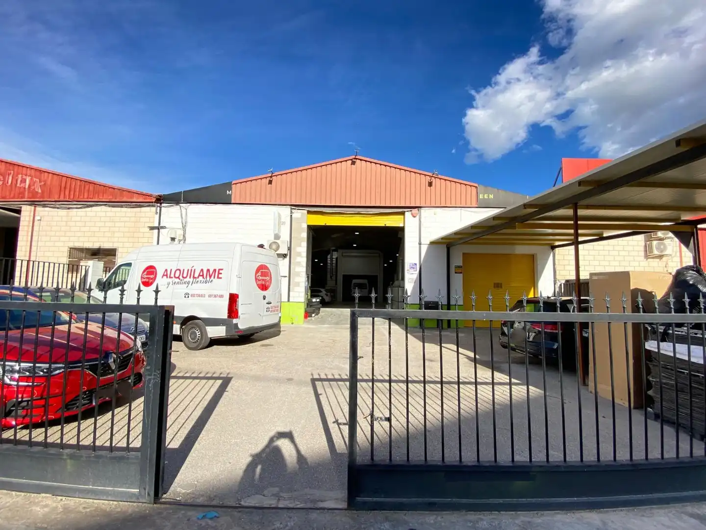 Fabrikhallen zur Miete in Alicante / Alacant