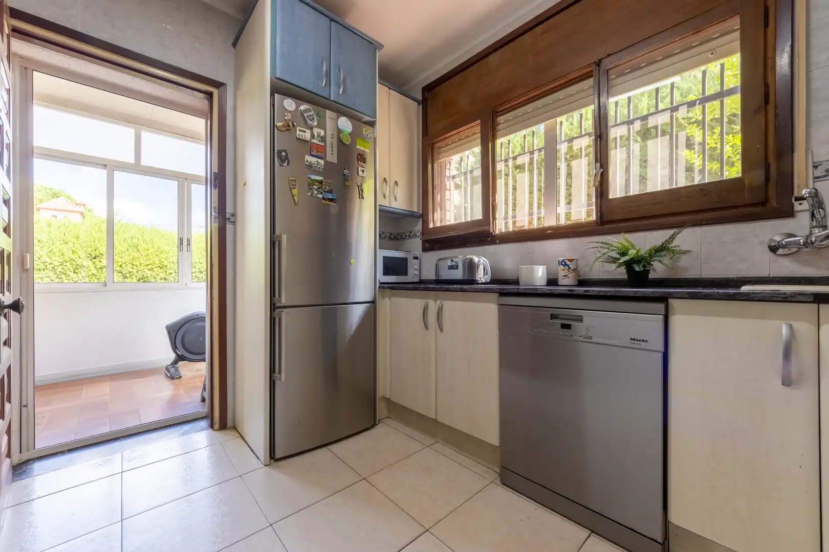 Cocina de Casa o chalet en venta en Salou con Aire acondicionado, Calefacción y Jardín privado