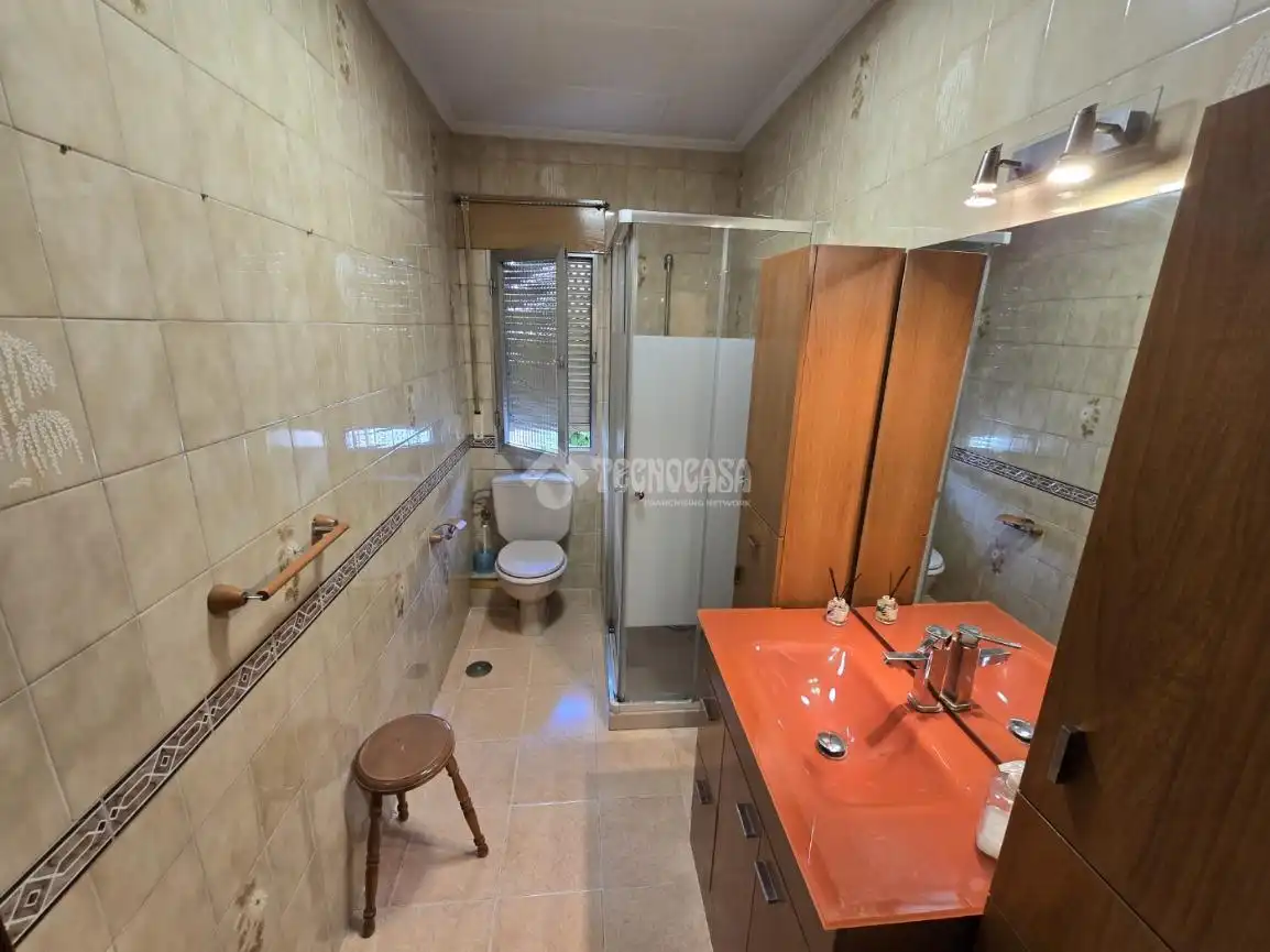 Baño de Piso en venta en Madrid con Calefacción y Parquet