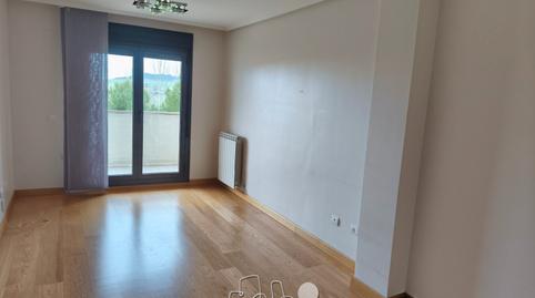 Foto 2 de Piso de alquiler en Calle Emilio Alarcos, Aranzana, Arroyo de la Encomienda