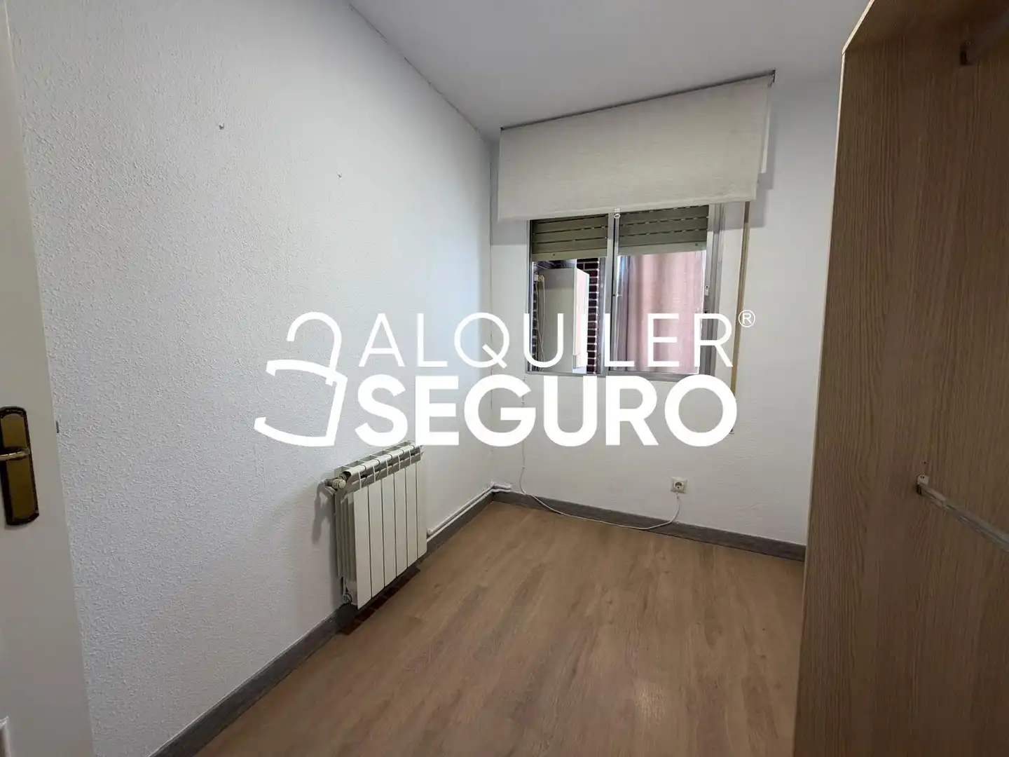 Dormitori de Pis de lloguer en Madrid amb Calefacció i Terrassa