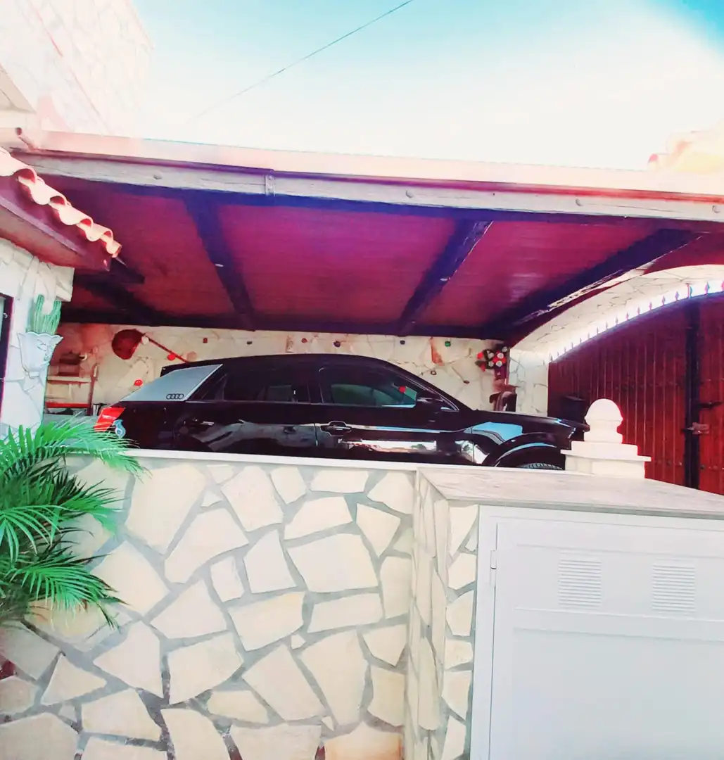 Parking de Casa o chalet en venta en Rincón de la Victoria con Aire acondicionado, Jardín privado y Terraza