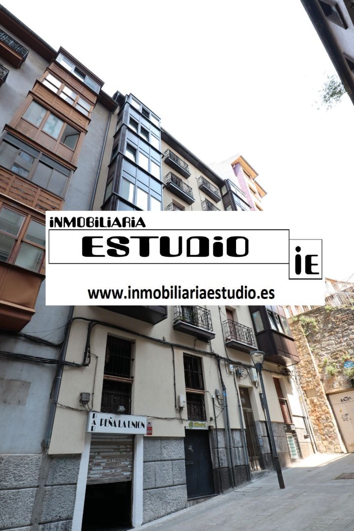 Exterior view of Flat for sale in Bilbao   with Heating and Balcony