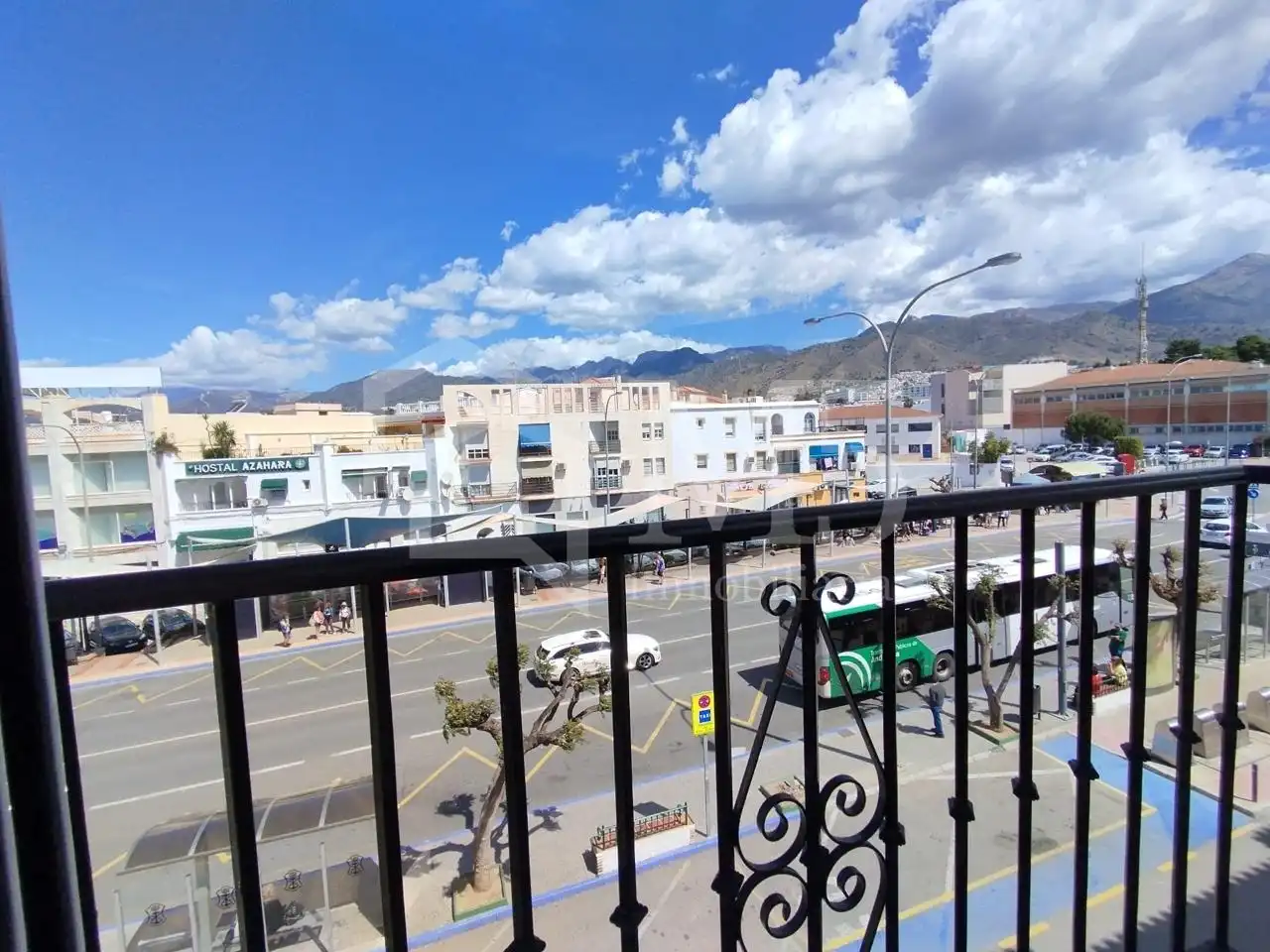Außenansicht von Wohnung zum Verkauf in Nerja mit Klimaanlage, Terrasse und Möbliert
